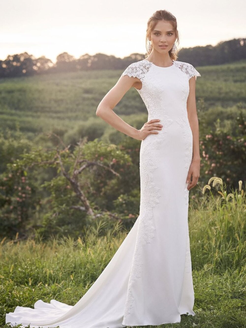 Lillian West 66124 Wedding Gown Size 12